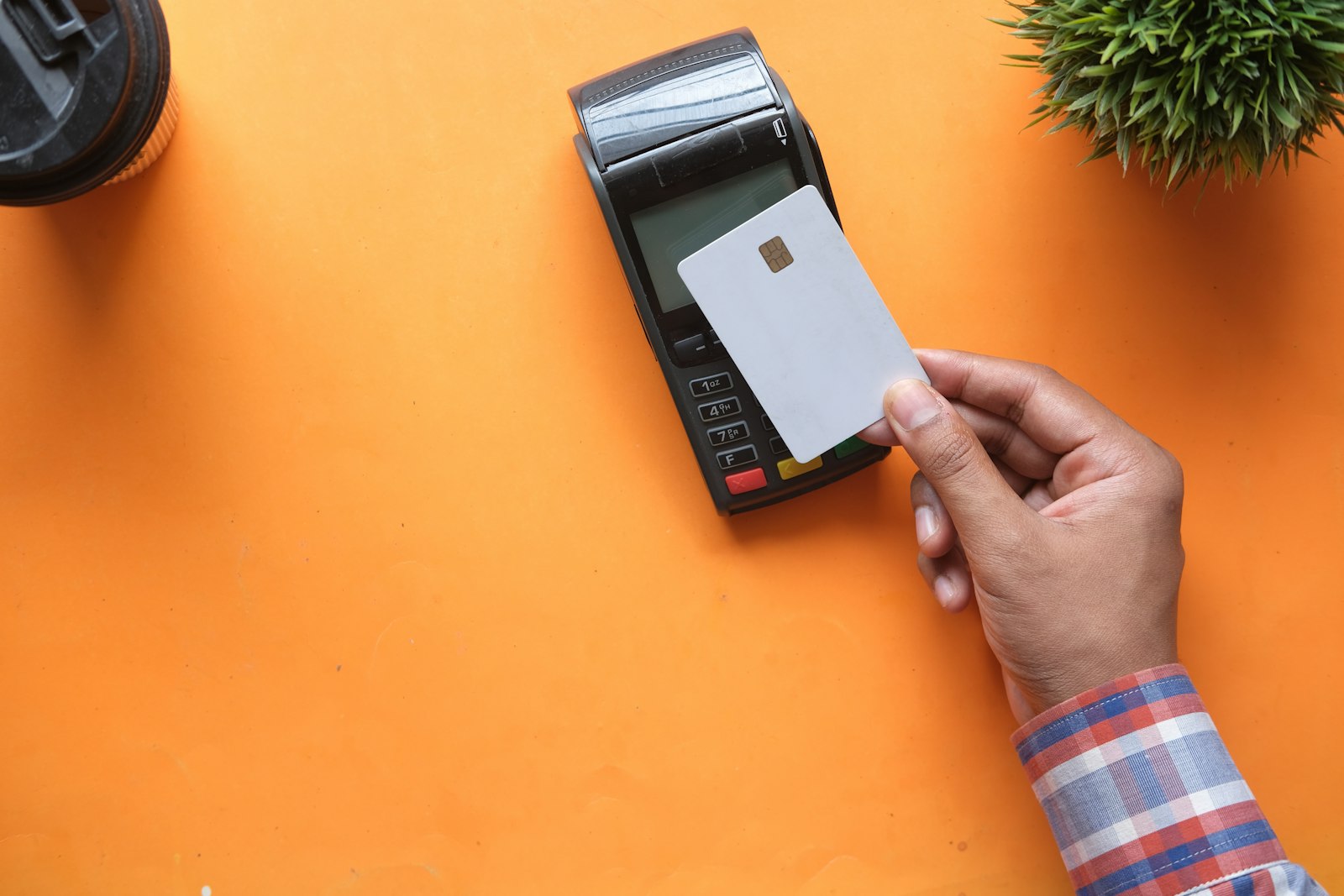 Florida HOA Debit Card Ban: The Card Policy Treasurers Need